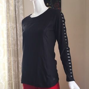 Vogo Athletica black shirt